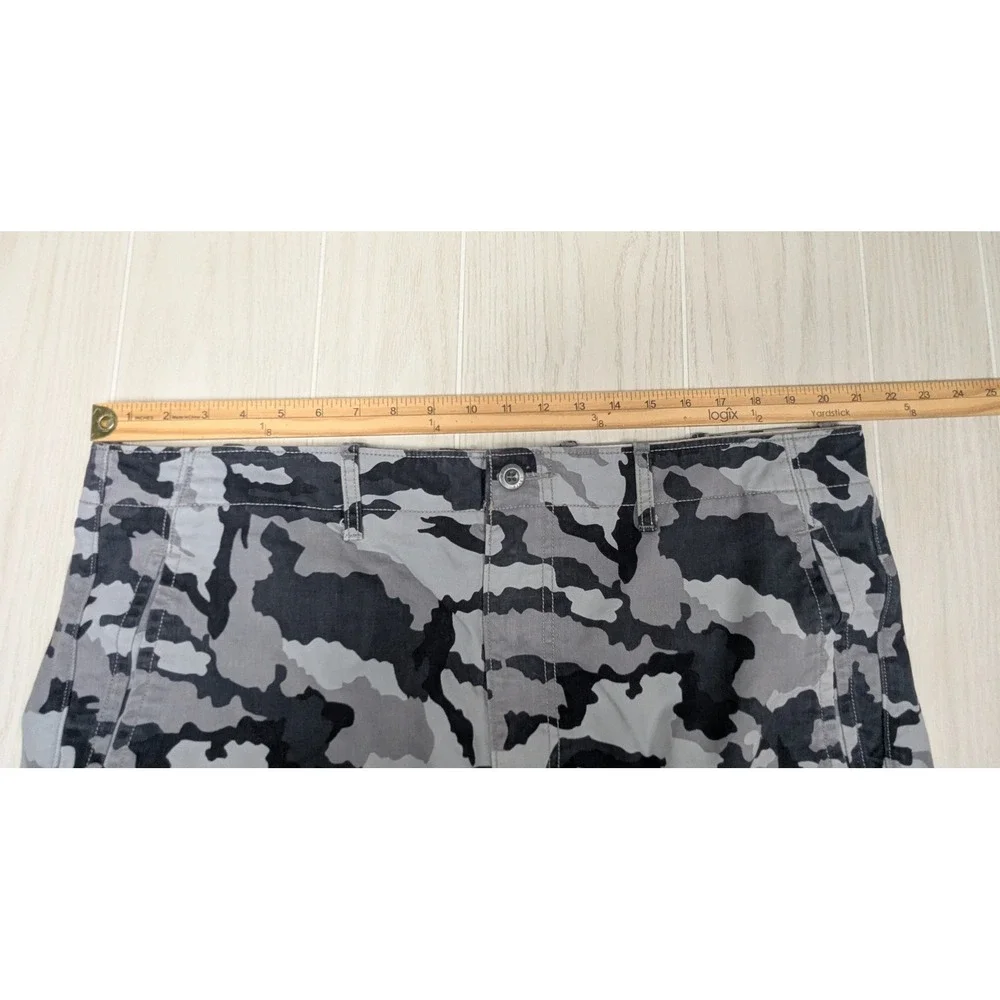 Levi's Cargo Shorts Mens‎ 40 Grey Black Camo Cotton
